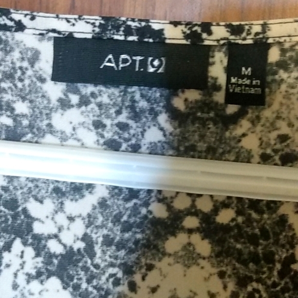 Apt. 9 Long Sleeve Print Wrap Dress - Picture 4 of 7